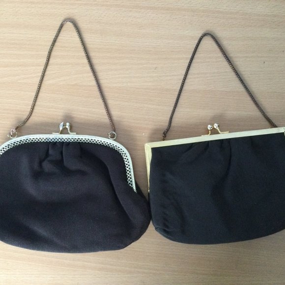 2 Vintage women' black fabric metal chain wallets clutch purses coin bags - Picture 5 of 6